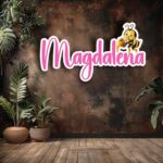 Nume simplu cu fundal și  figurină